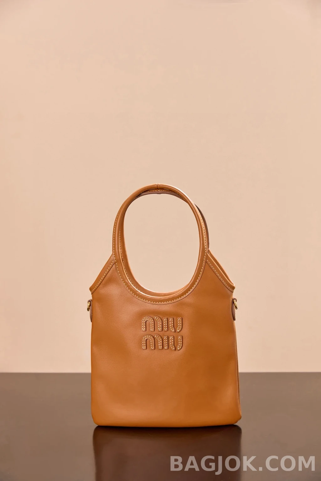 미우미우 MiuMiu 아이비백 미니 상세 이미지