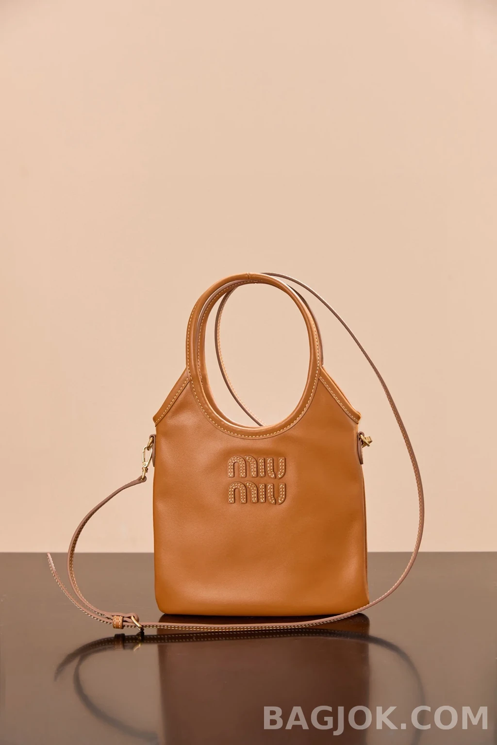 미우미우 MiuMiu 아이비백 미니 상세 이미지