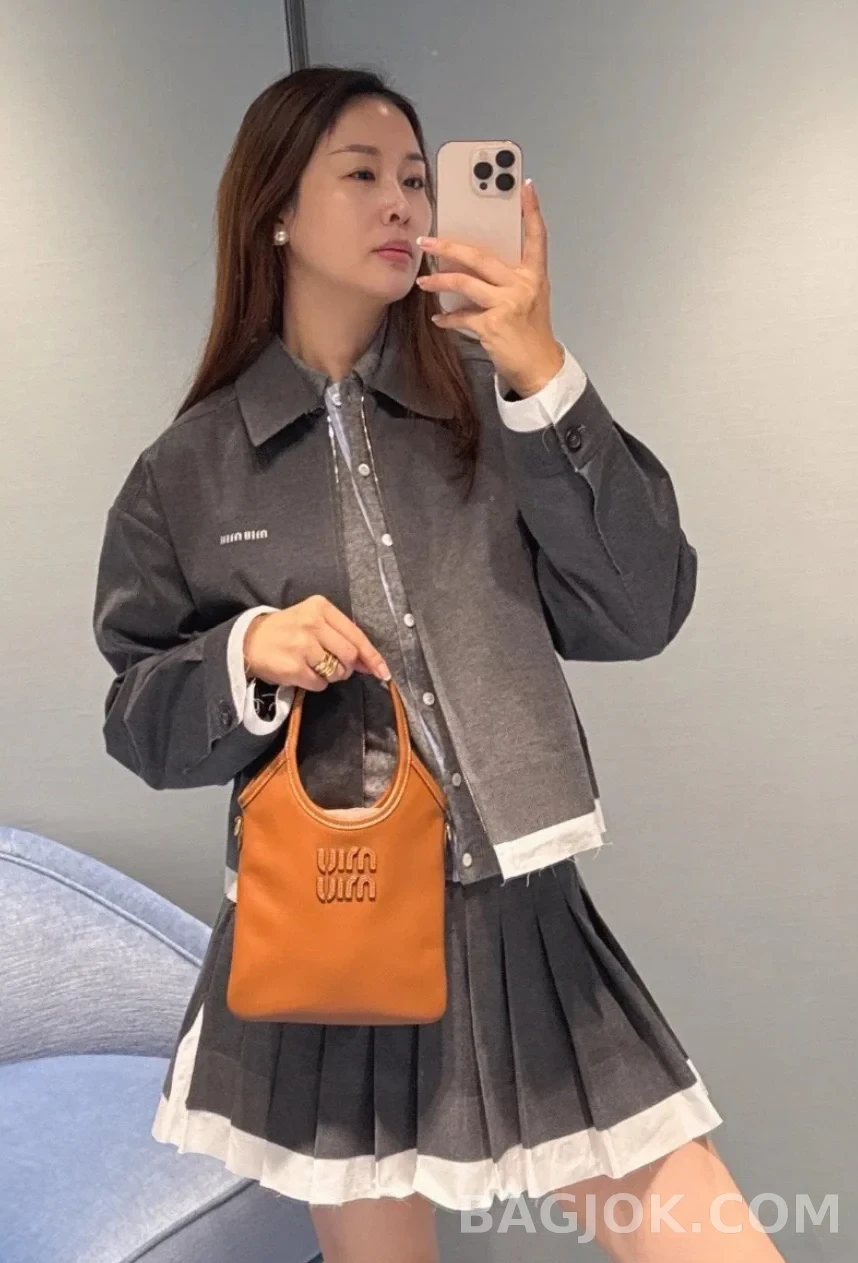 미우미우 MiuMiu 아이비백 미니 상세 이미지