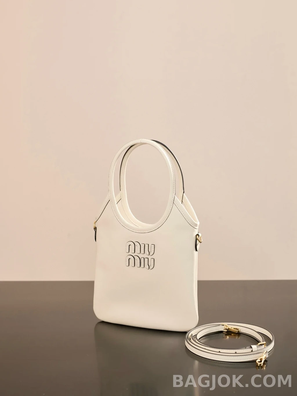미우미우 MiuMiu 아이비백 미니 상세 이미지