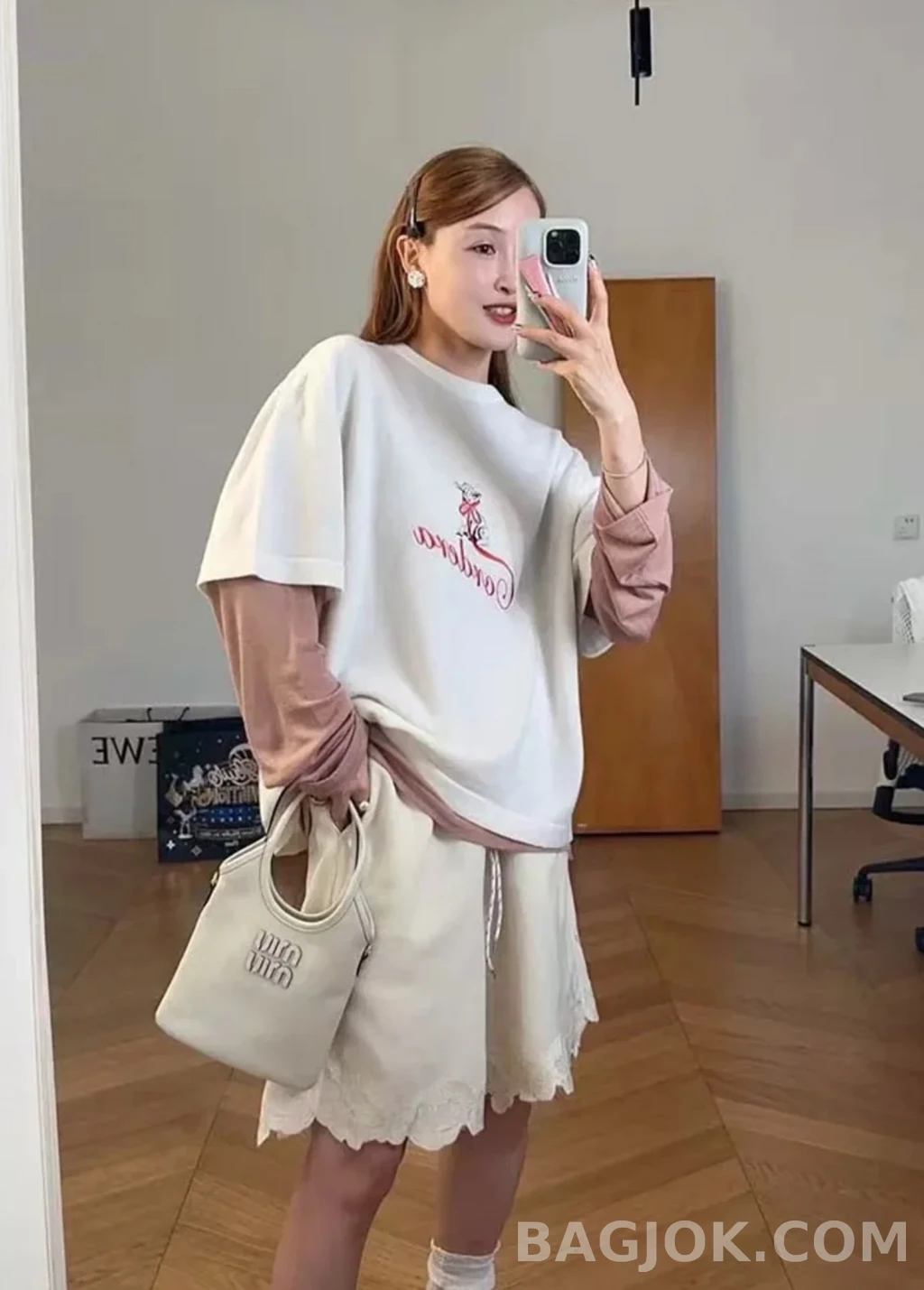 미우미우 MiuMiu 아이비백 미니 상세 이미지