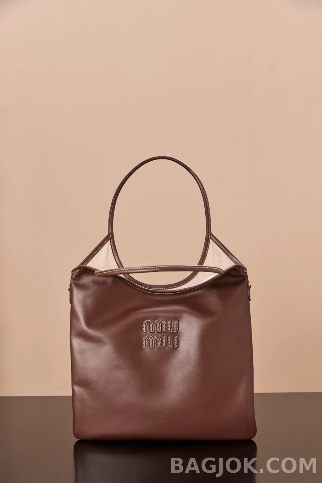 미우미우 MiuMiu 아이비백 레귤러 상세 이미지