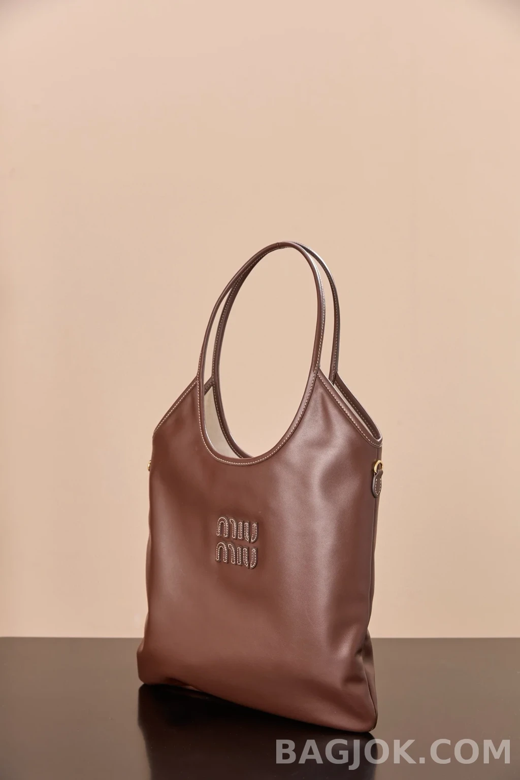 미우미우 MiuMiu 아이비백 레귤러 상세 이미지