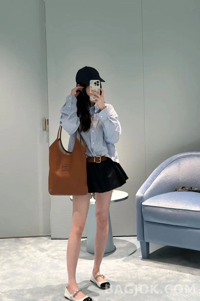 미우미우 MiuMiu 아이비백 레귤러 상세 이미지