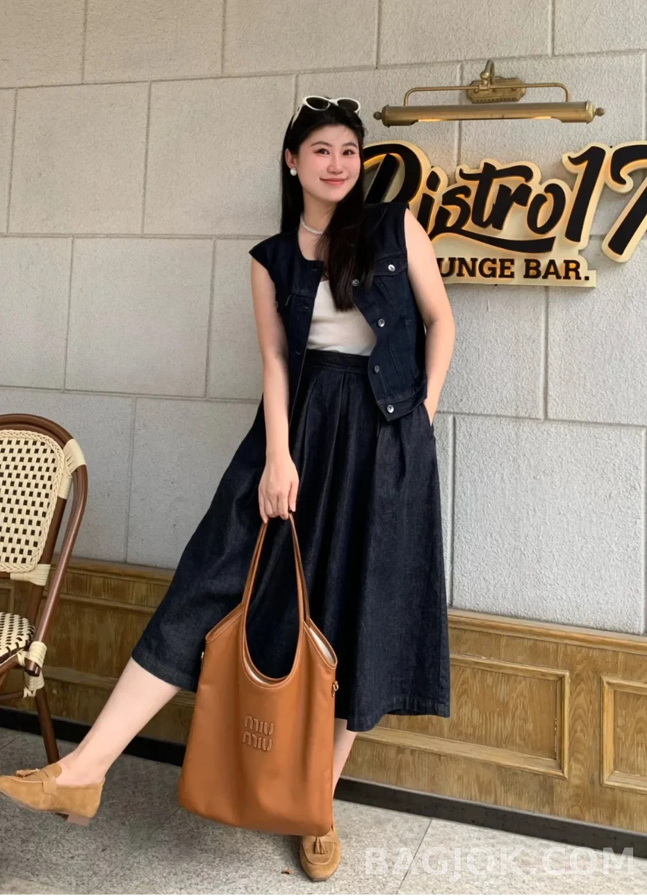 미우미우 MiuMiu 아이비백 레귤러 상세 이미지
