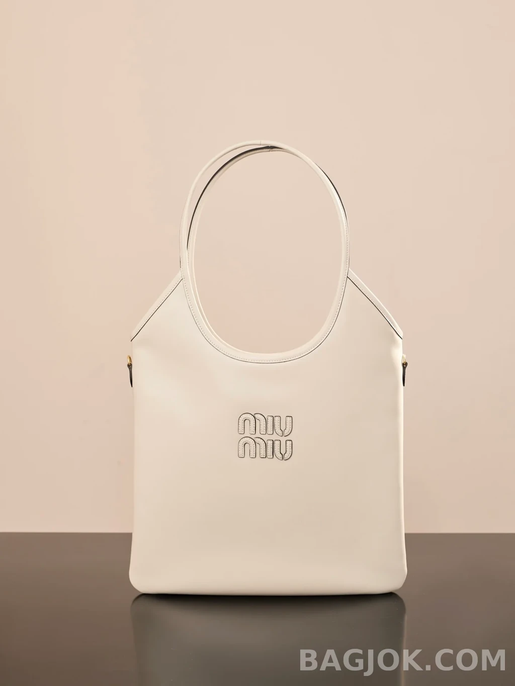 미우미우 MiuMiu 아이비백 레귤러 상세 이미지