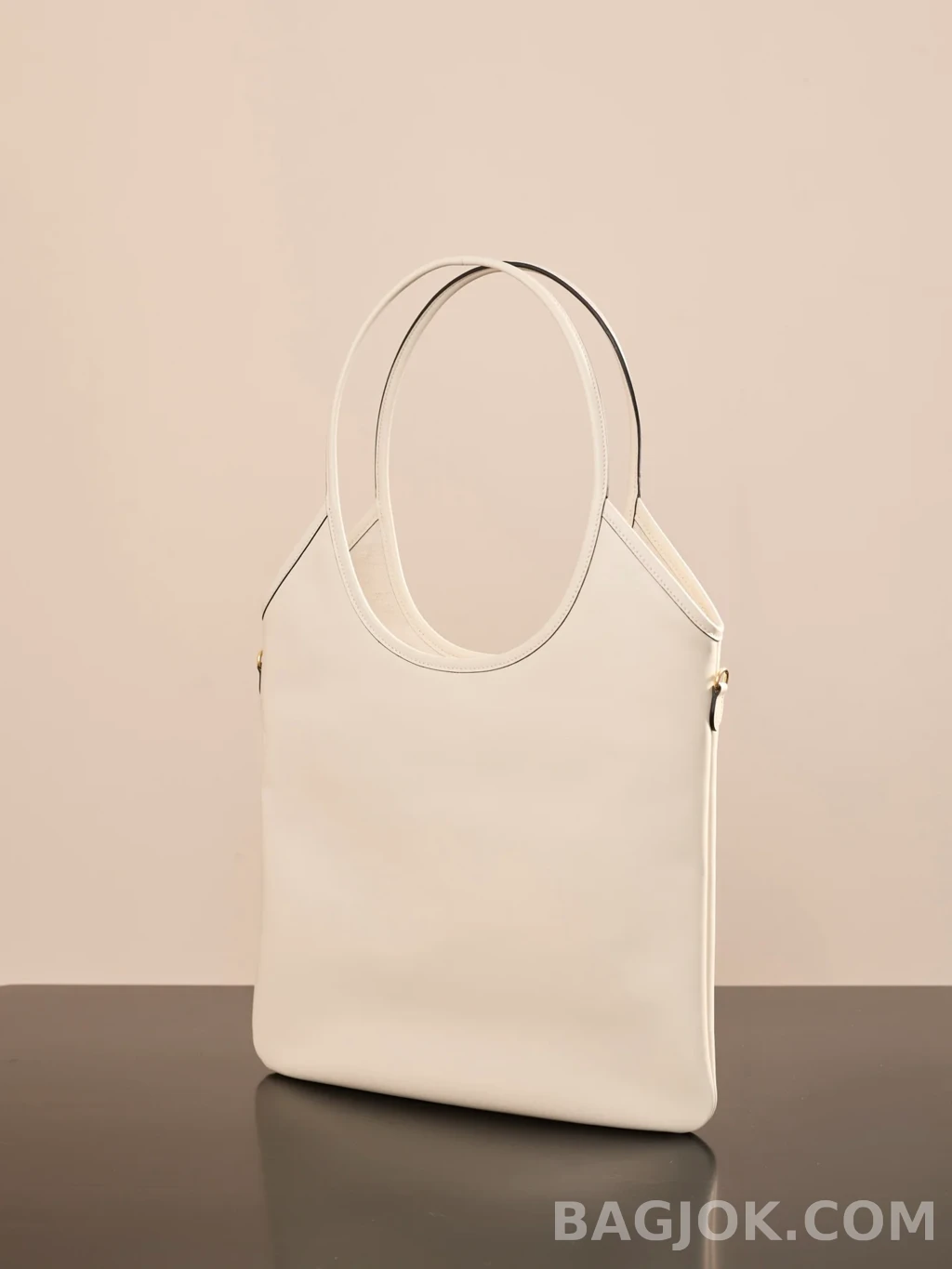 미우미우 MiuMiu 아이비백 레귤러 상세 이미지