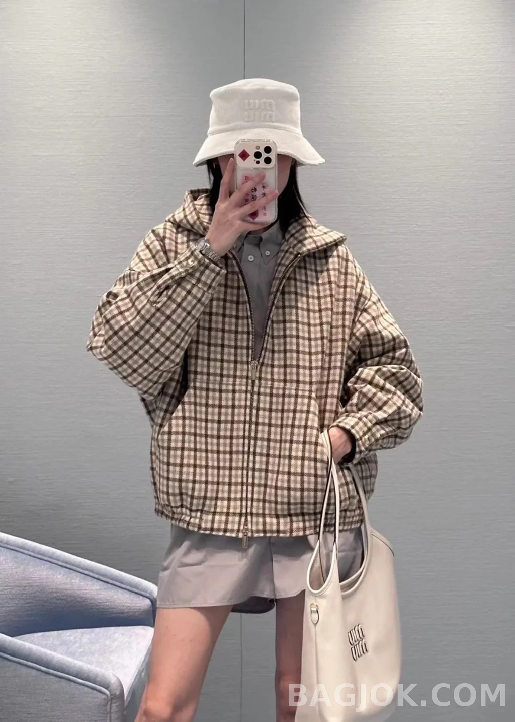 미우미우 MiuMiu 아이비백 레귤러 상세 이미지