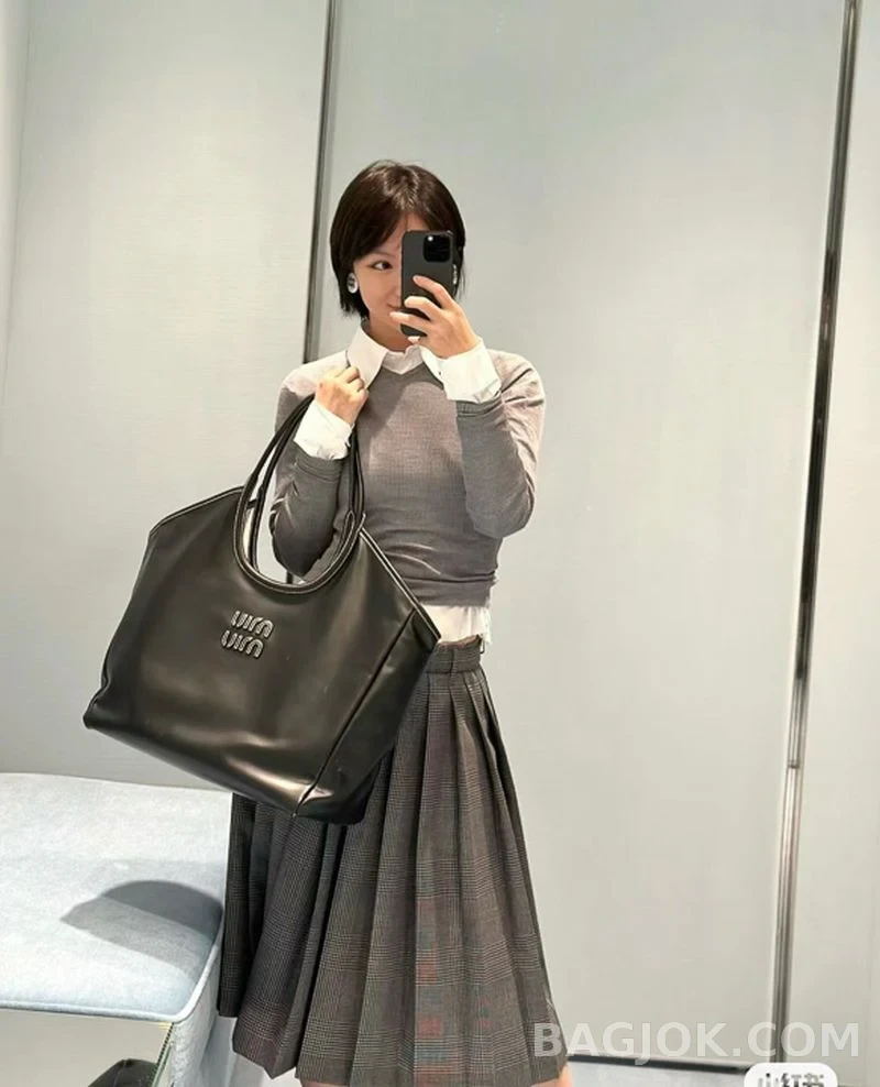 미우미우 MiuMiu 아이비백 라지 상세 이미지