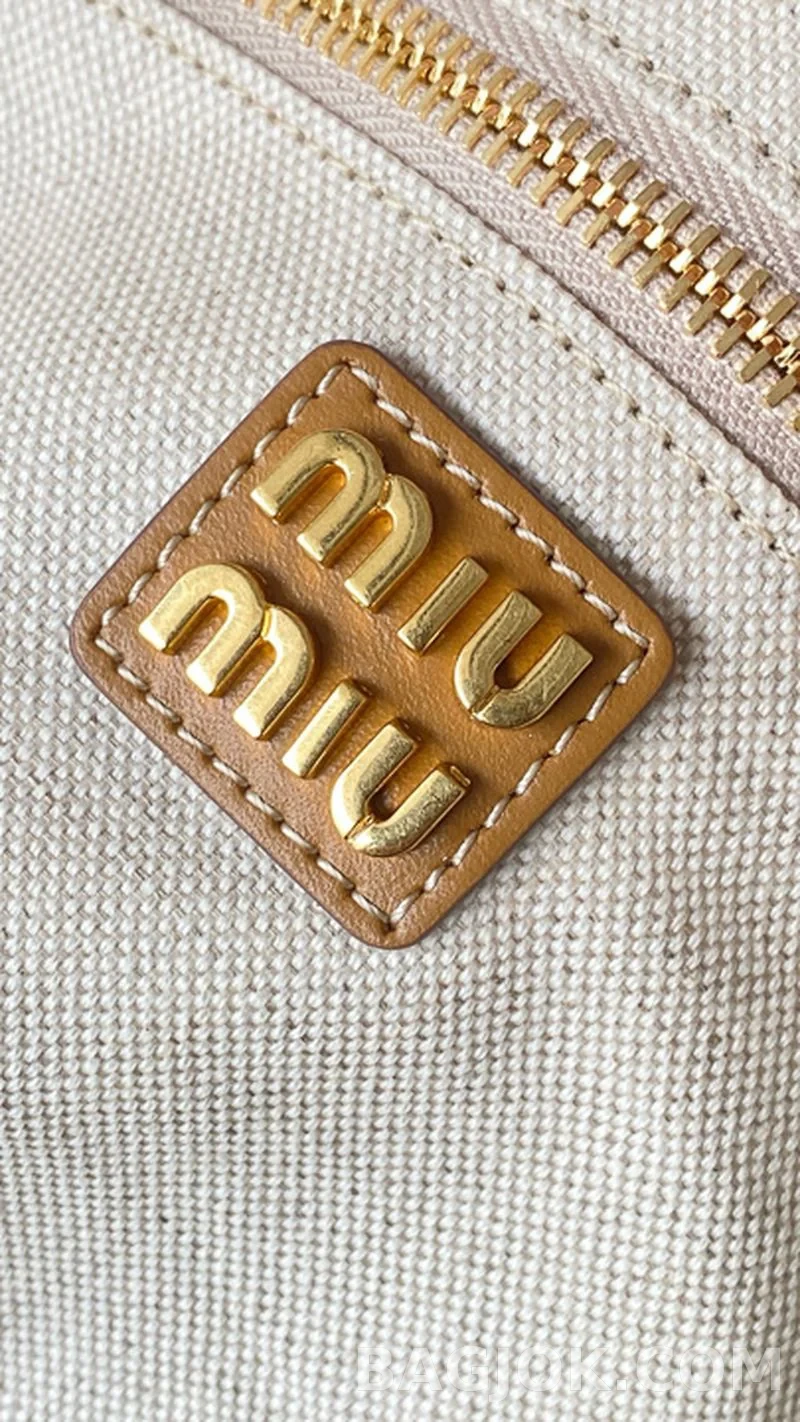 미우미우 MiuMiu 아이비백 라지 상세 이미지