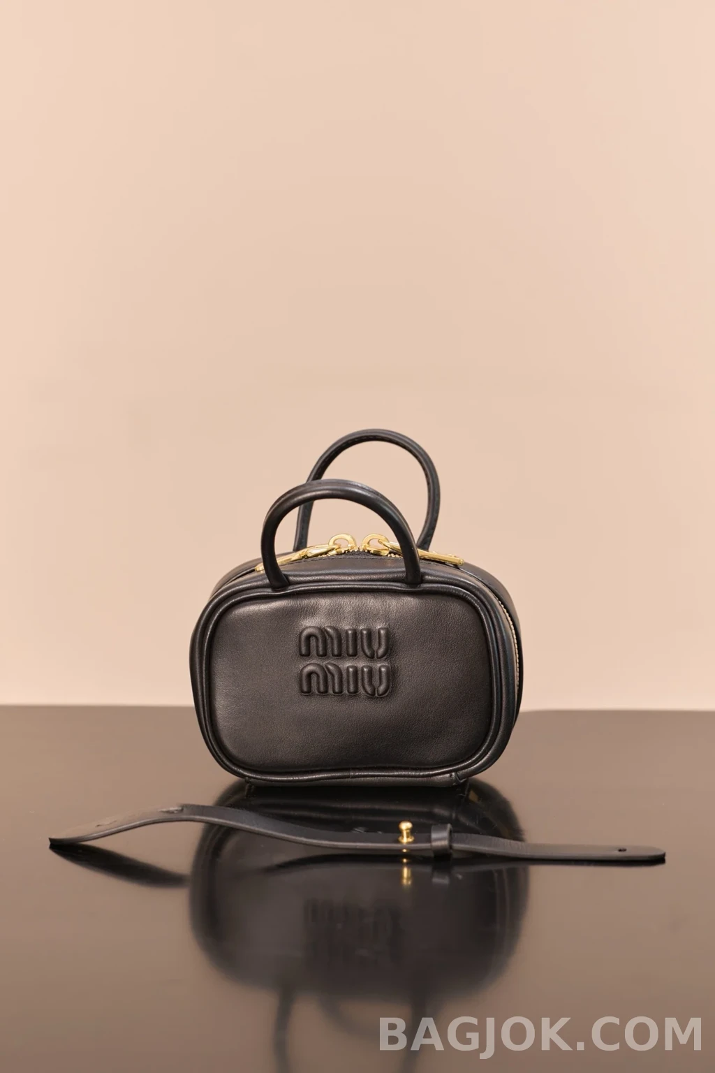 미우미우 MiuMiu 아르카디 마이크로 백 상세 이미지