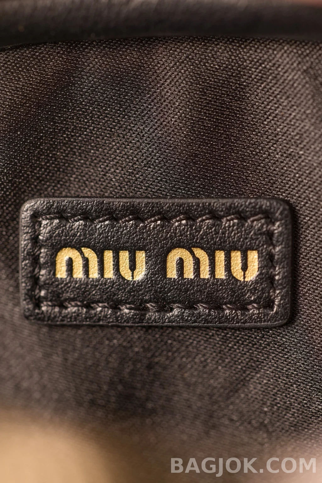 미우미우 MiuMiu 아르카디 마이크로 백 상세 이미지