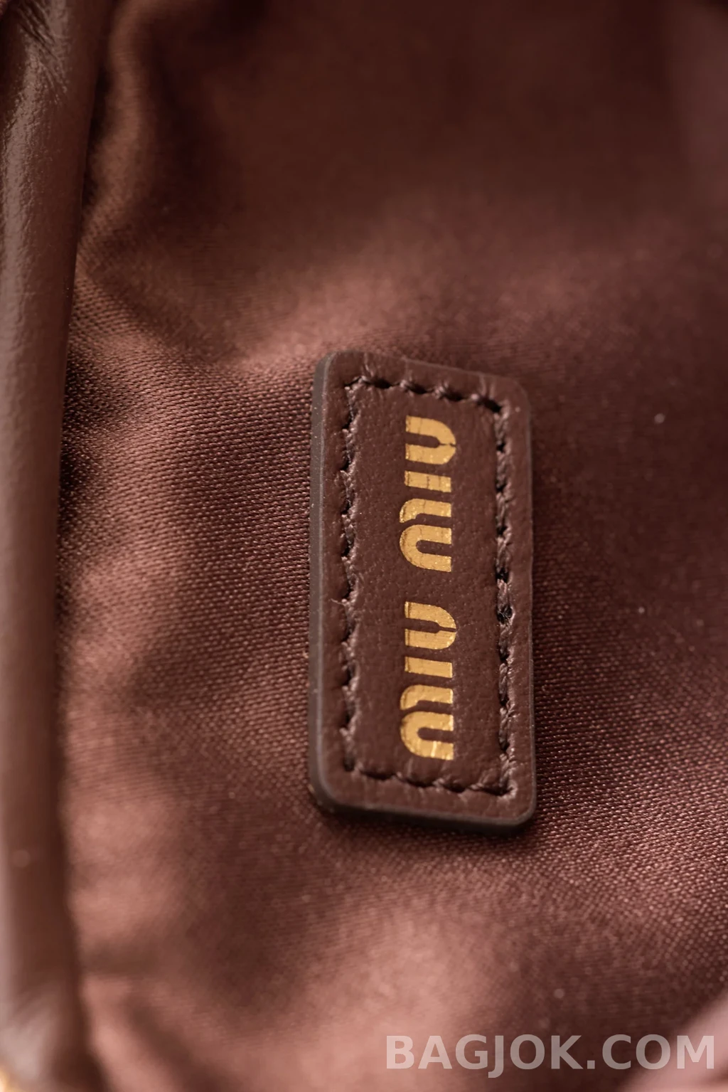 미우미우 MiuMiu 아르카디 마이크로 백 상세 이미지
