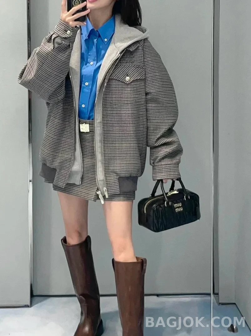 미우미우 MiuMiu 아르카디 마테라쎄 나파 스몰 레더 백 상세 이미지