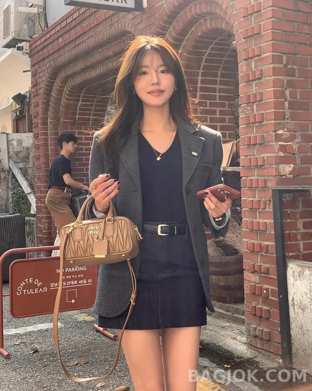 미우미우 MiuMiu 아르카디 마테라쎄 나파 스몰 레더 백 상세 이미지