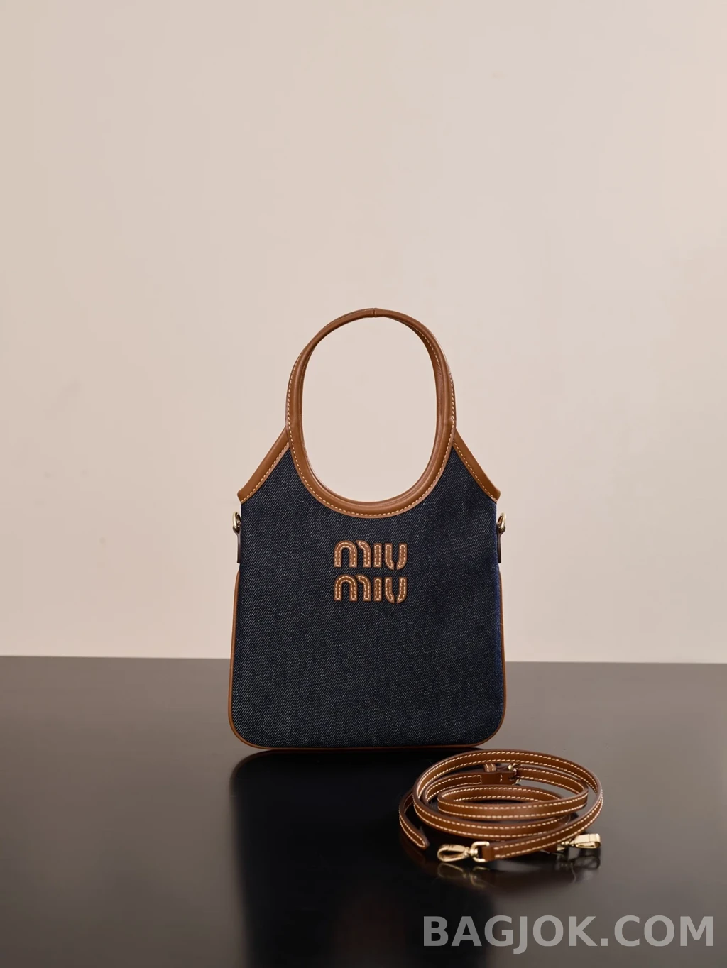 미우미우 MiuMiu 아이비 데님 핸드백 블루 브랜디 상세 이미지