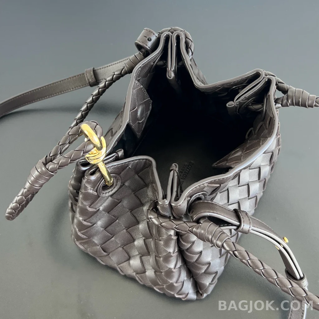 보테가베네타 Bottega Veneta 파라슈트 숄더백 스몰 상세 이미지