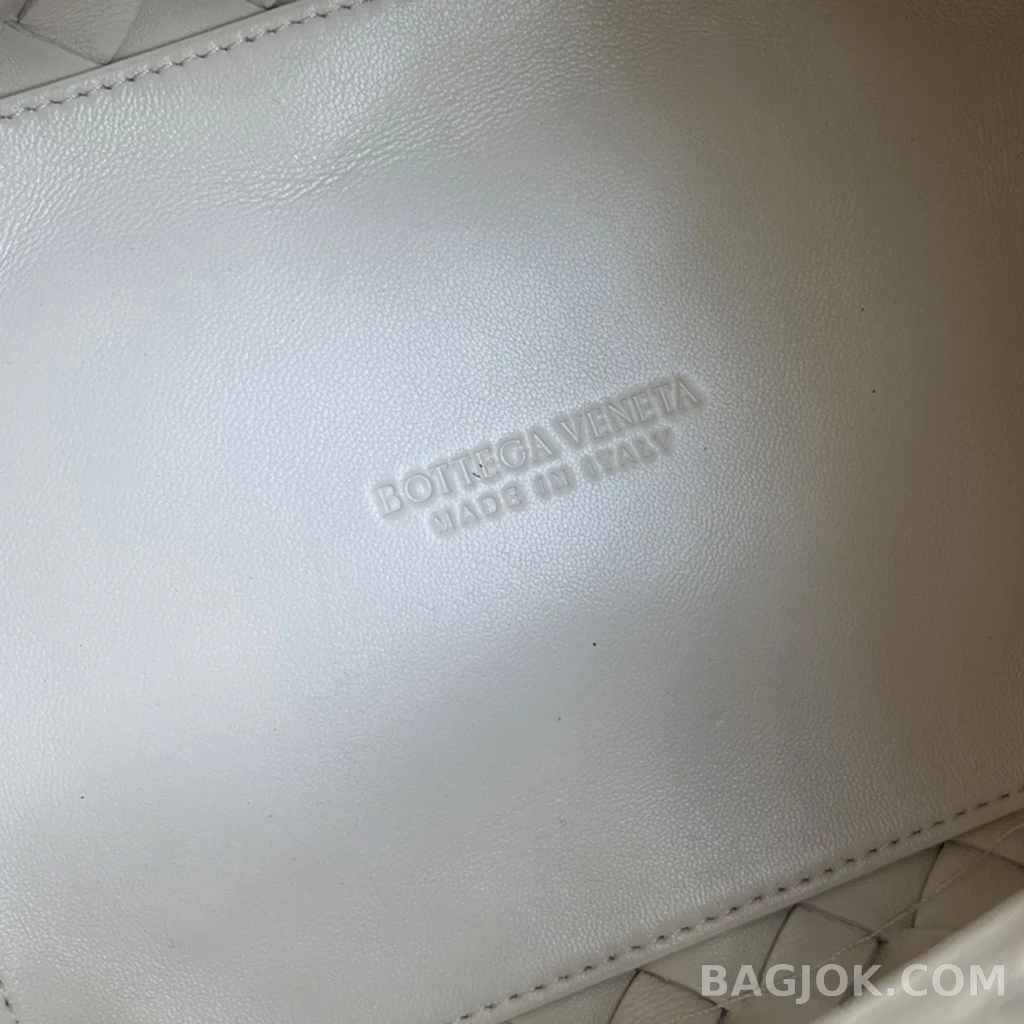 보테가베네타 Bottega Veneta 파라슈트 숄더백 스몰 상세 이미지