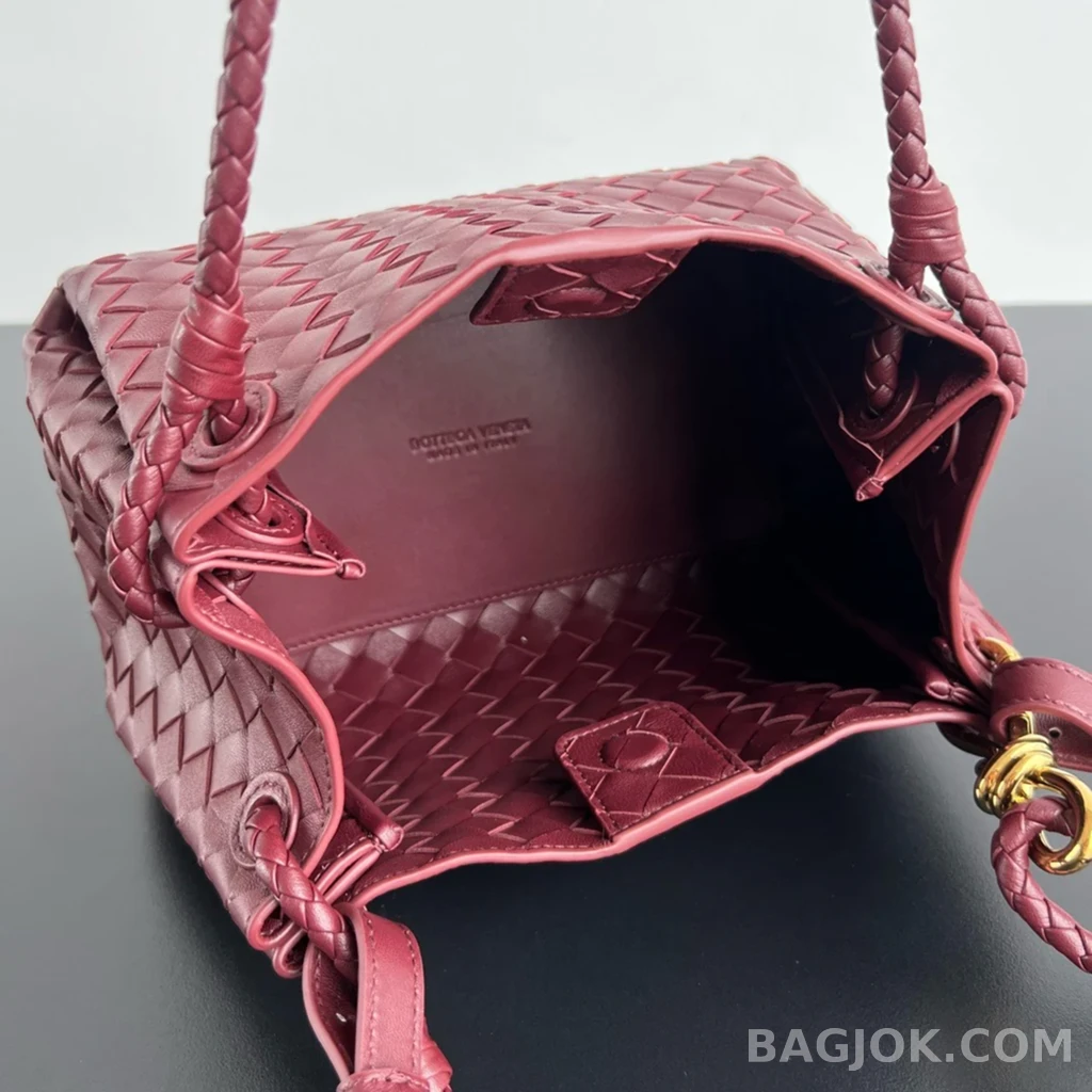 보테가베네타 Bottega Veneta 파라슈트 숄더백 미디움 상세 이미지