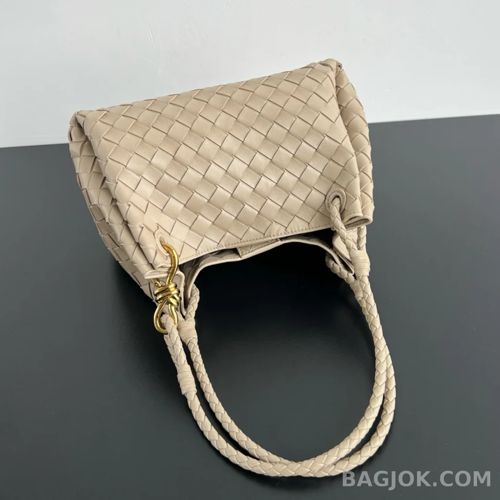 보테가베네타 Bottega Veneta 파라슈트 숄더백 미디움 상세 이미지