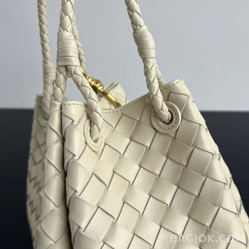 보테가베네타 Bottega Veneta 파라슈트 숄더백 미디움 상세 이미지
