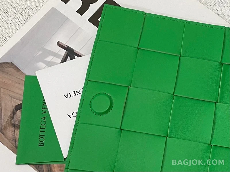 보테가베네타 Bottega Veneta 카세트백 상세 이미지