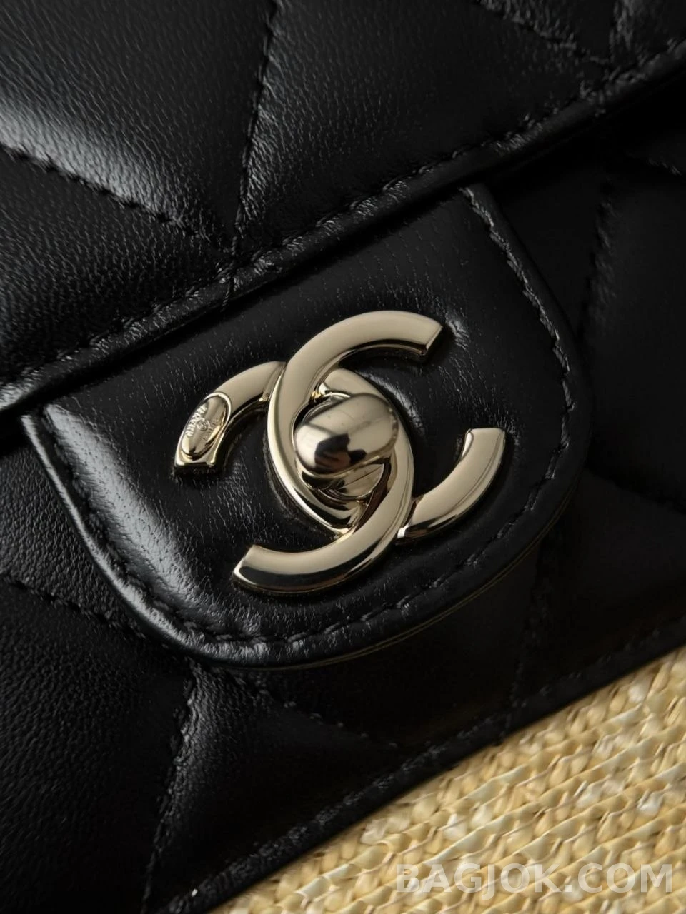 샤넬 Chanel 26c 라피아 스몰 쇼핑 백 상세 이미지