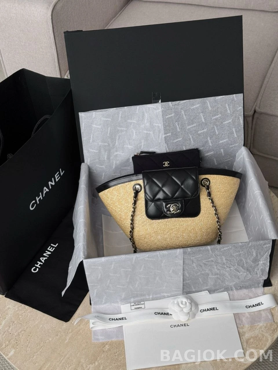 샤넬 Chanel 26c 라피아 스몰 쇼핑 백 상세 이미지