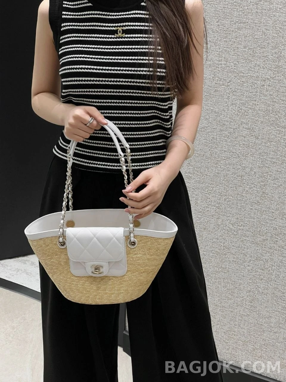 샤넬 Chanel 26c 라피아 스몰 쇼핑 백 상세 이미지