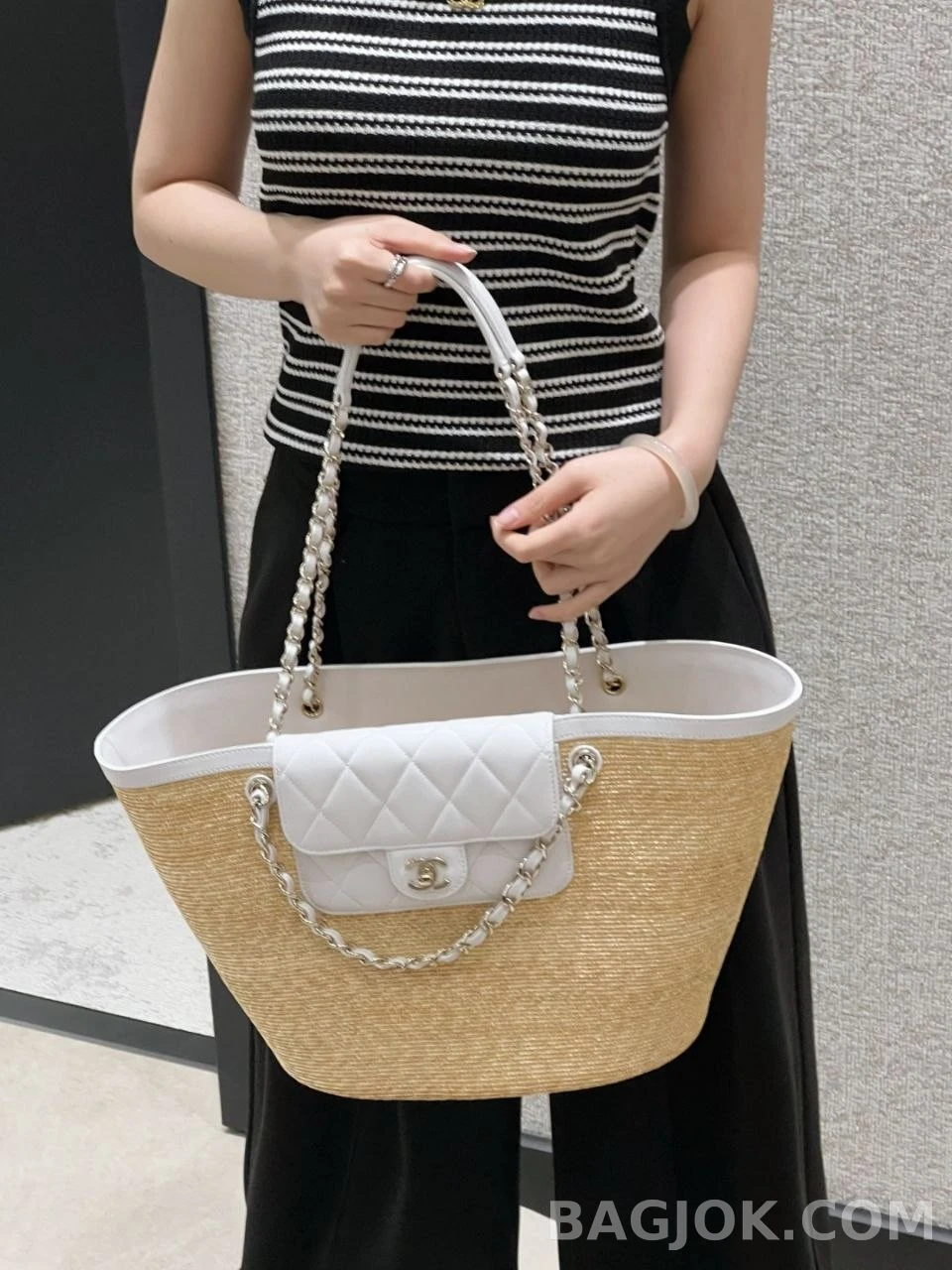 샤넬 Chanel 26c 라피아 라지 쇼핑 백 상세 이미지