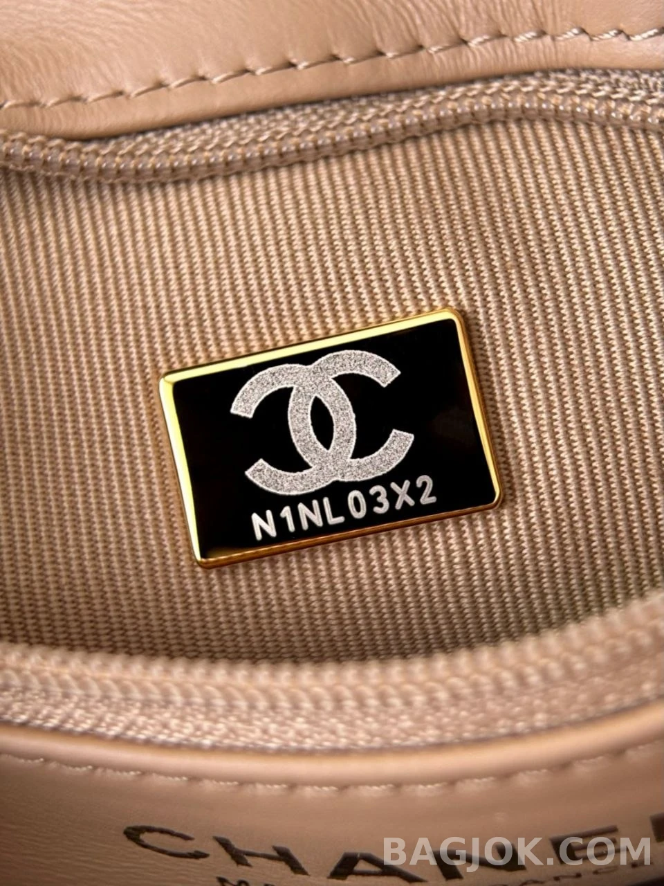 샤넬 Chanel 26c 켈리 나노 라피아 탑 핸들 백 상세 이미지