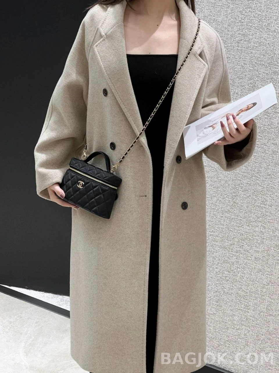 샤넬 Chanel 26c LP 클래식 캐비어 탑핸들 베니티 케이스 상세 이미지