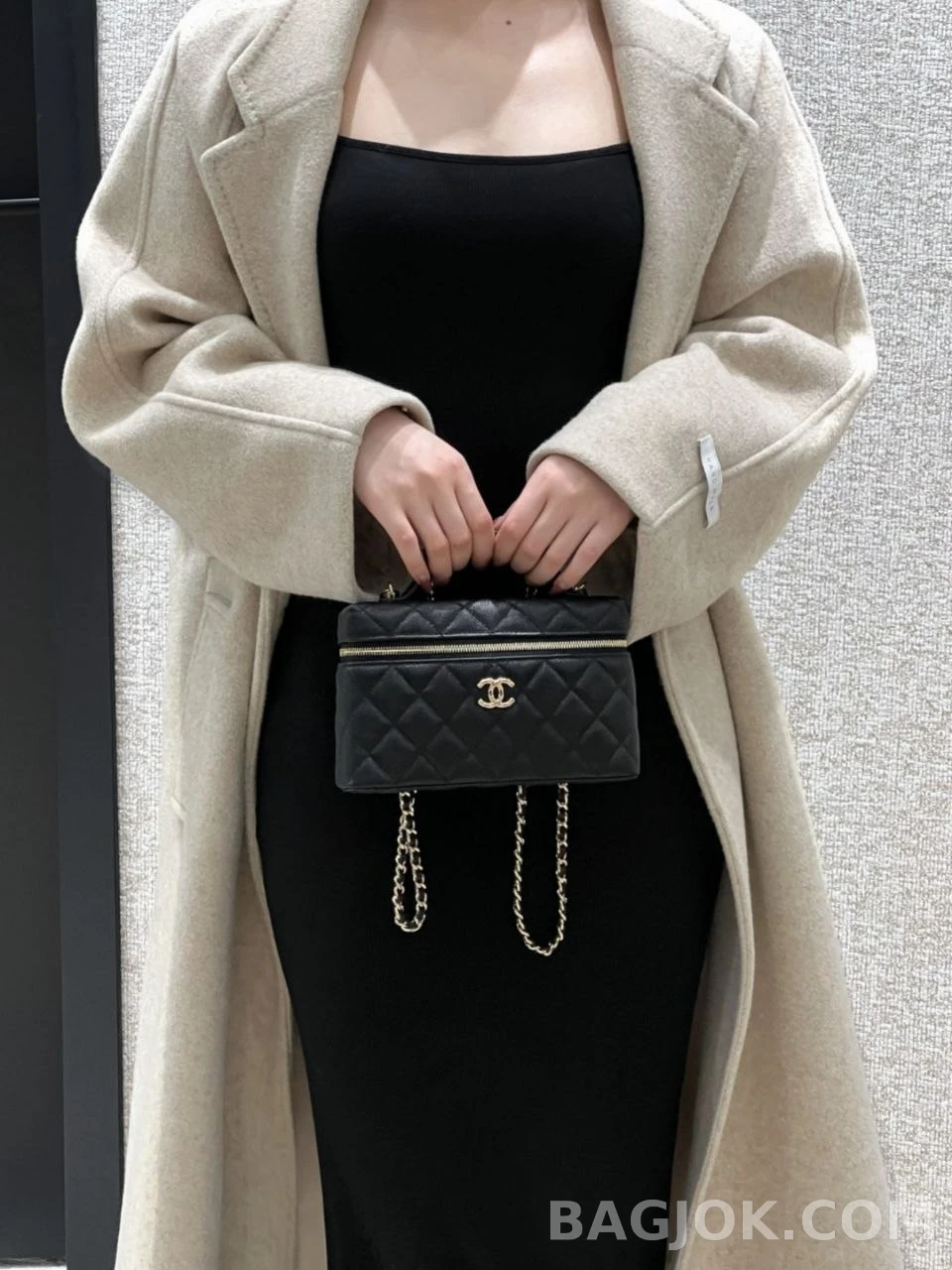 샤넬 Chanel 26c LP 클래식 캐비어 탑핸들 베니티 케이스 상세 이미지