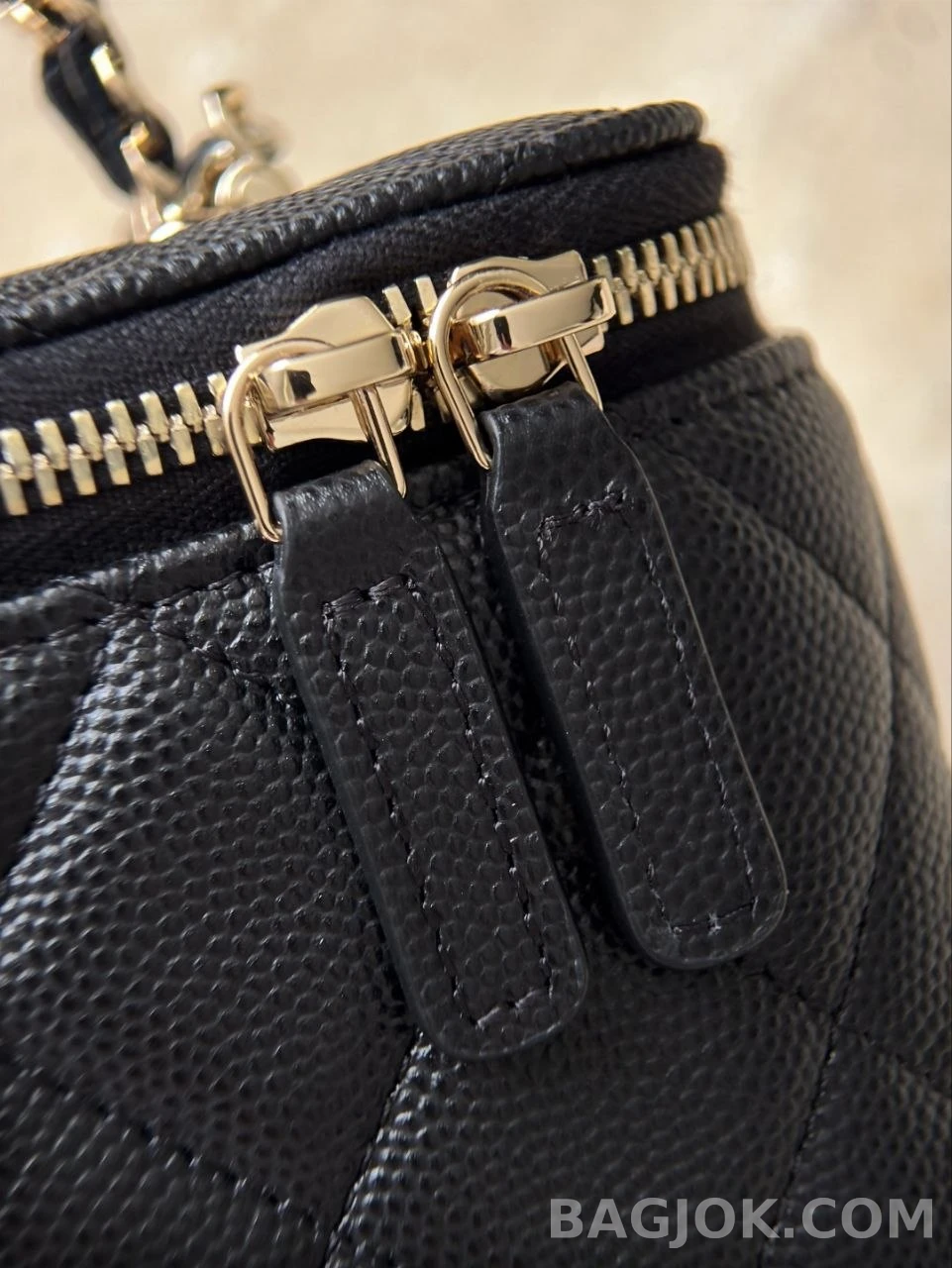 샤넬 Chanel 26s 탑핸들 스몰 베니티 케이스 상세 이미지