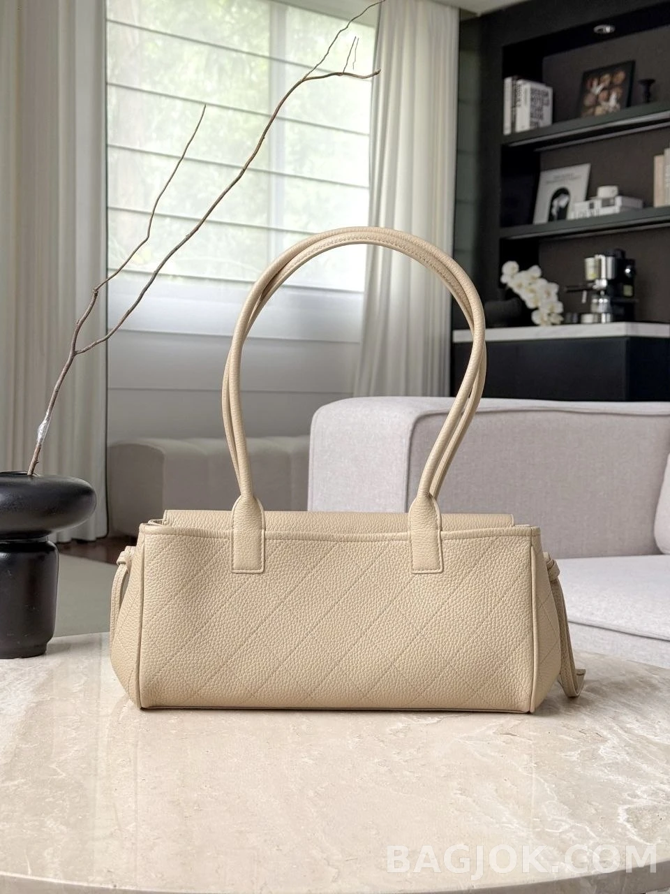 샤넬 Chanel 26s 어반 에센셜 볼링백 스몰 상세 이미지