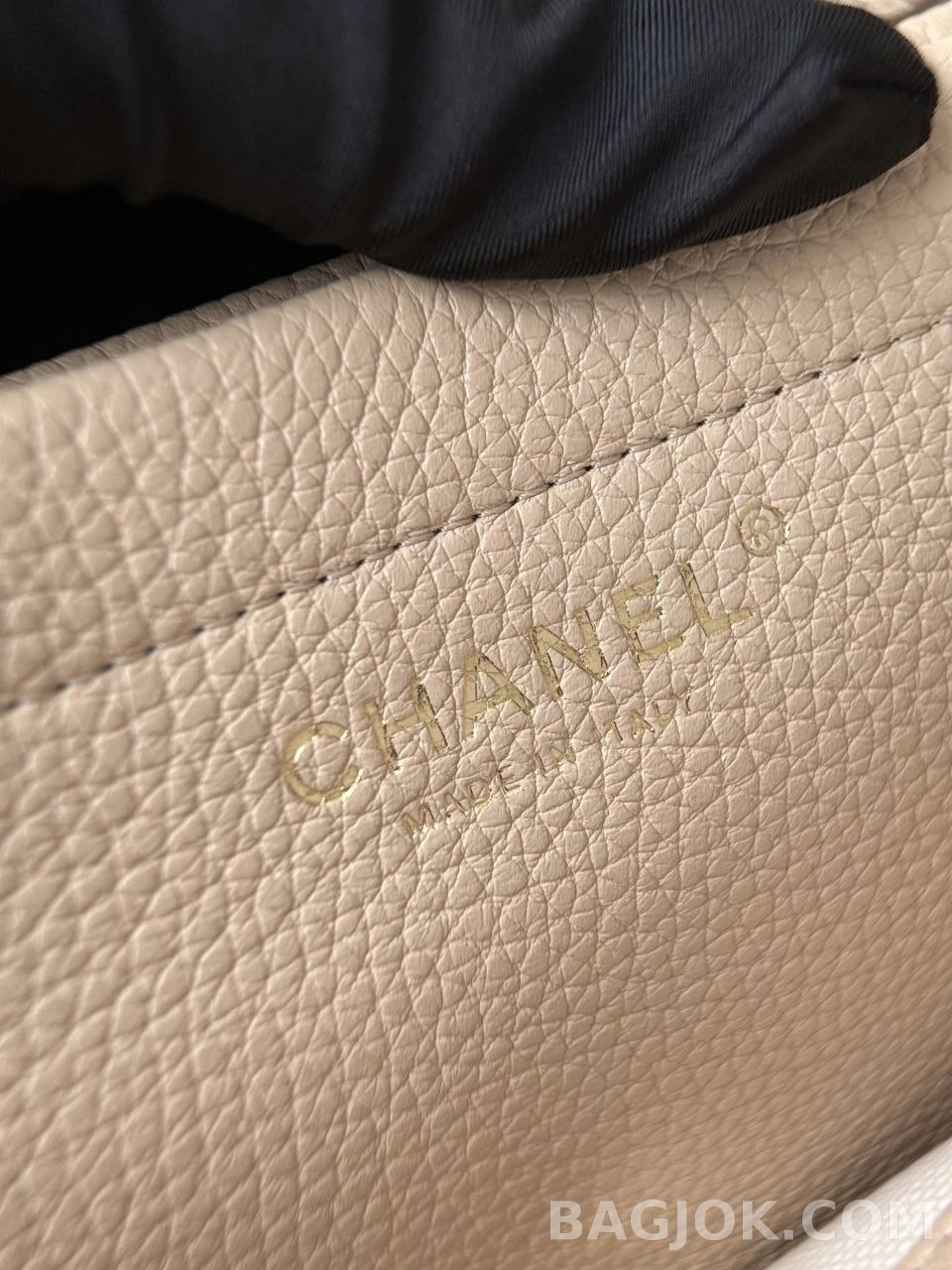 샤넬 Chanel 26s 어반 에센셜 볼링백 스몰 상세 이미지
