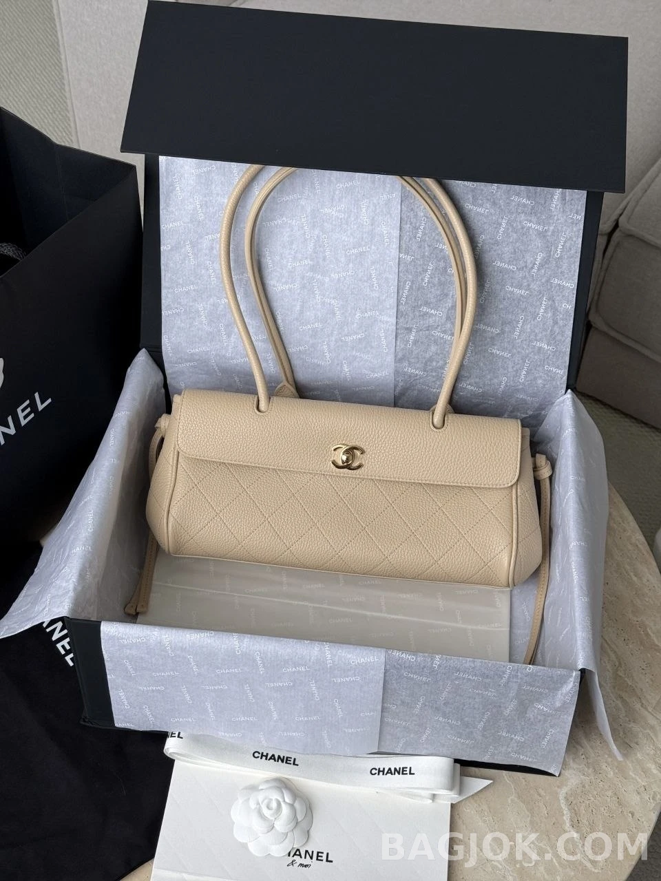 샤넬 Chanel 26s 어반 에센셜 볼링백 스몰 상세 이미지