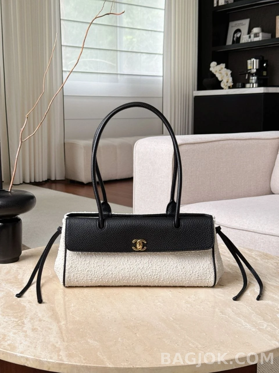 샤넬 Chanel 26s 어반 에센셜 볼링백 스몰 상세 이미지