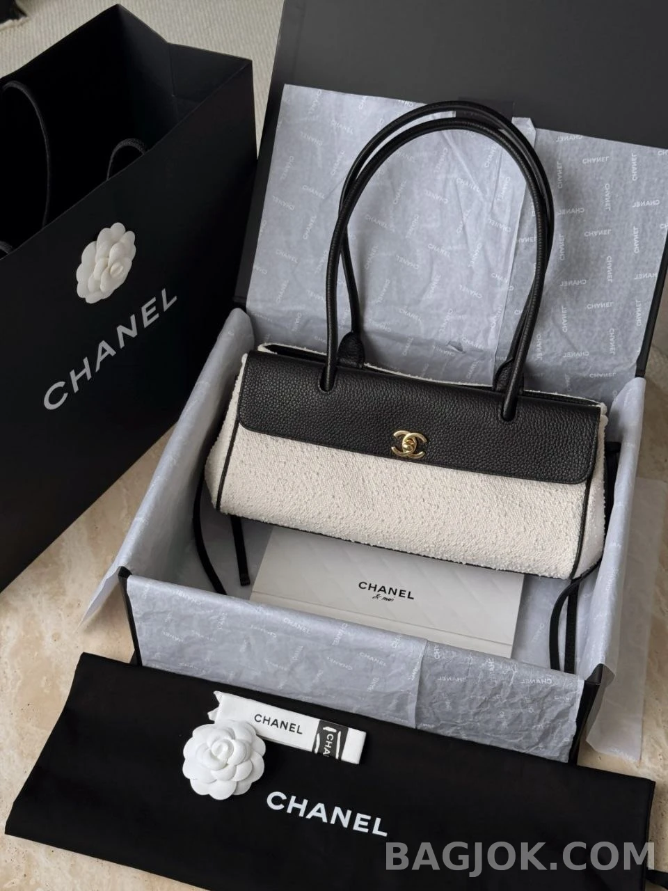 샤넬 Chanel 26s 어반 에센셜 볼링백 스몰 상세 이미지