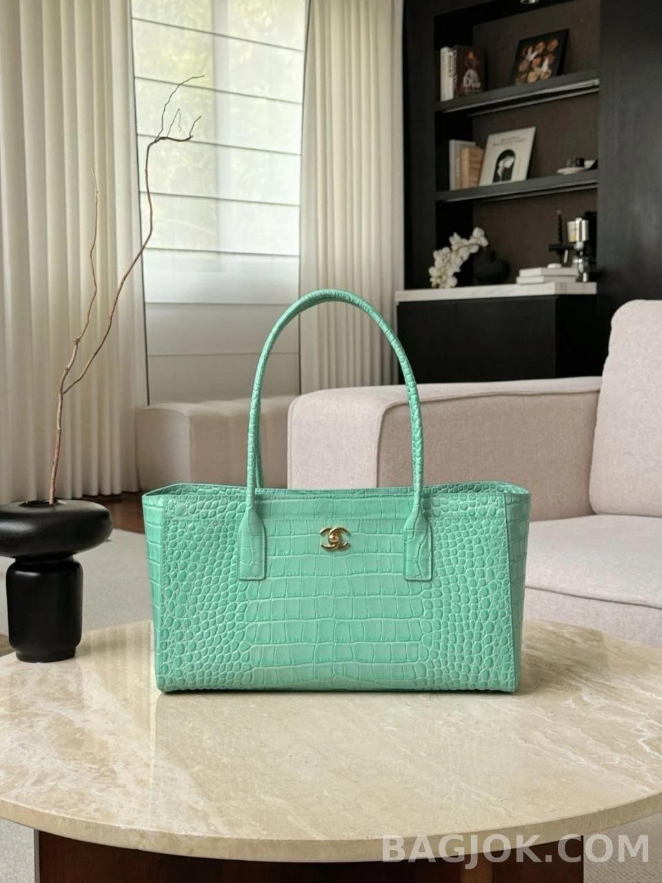 샤넬 Chanel 26s 크로커다일 카프스킨 스몰 쇼핑백 상세 이미지