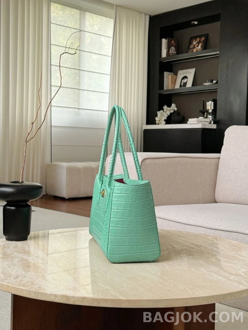 샤넬 Chanel 26s 크로커다일 카프스킨 스몰 쇼핑백 상세 이미지