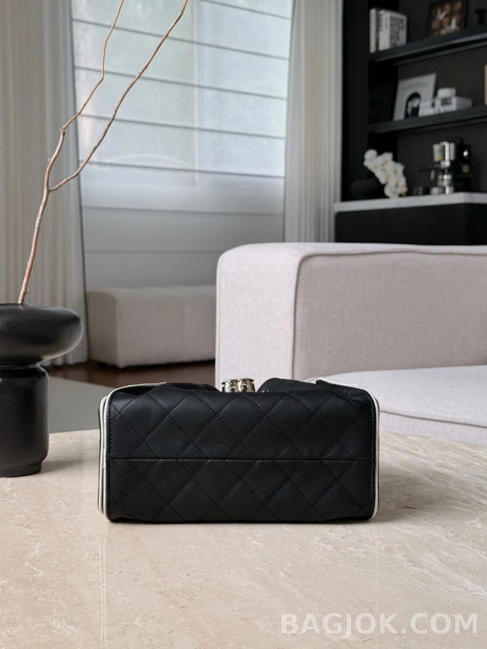 샤넬 Chanel 26s 호보백 미니  상세 이미지