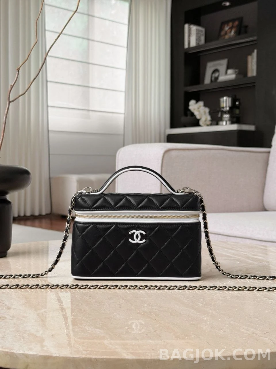 샤넬 Chanel 26s LP 클래식 체인 베니티 케이스 상세 이미지