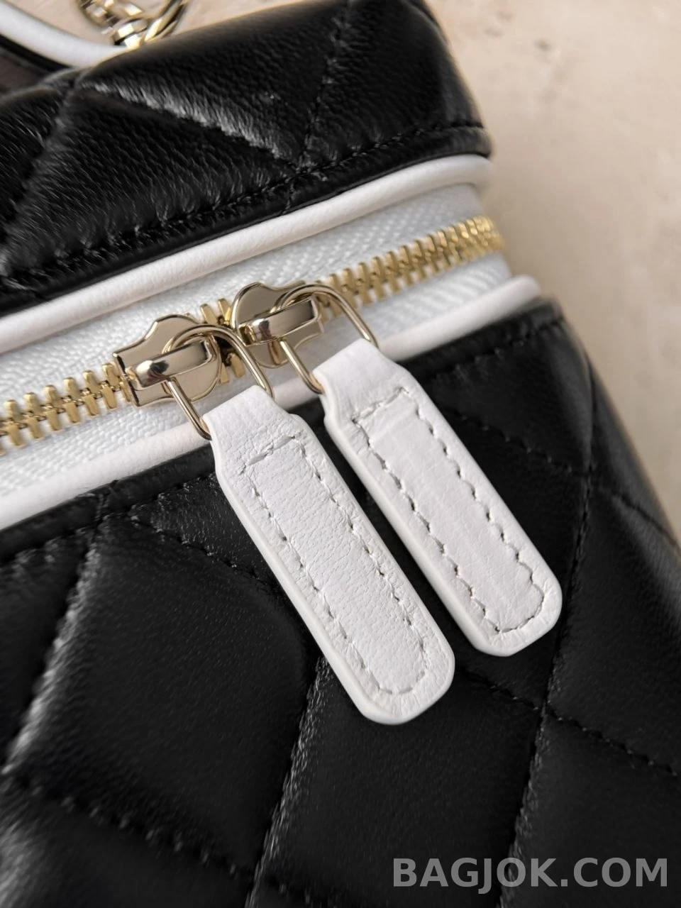 샤넬 Chanel 26s LP 클래식 체인 베니티 케이스 상세 이미지