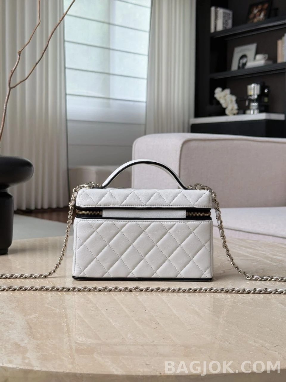 샤넬 Chanel 26s LP 클래식 체인 베니티 케이스 상세 이미지
