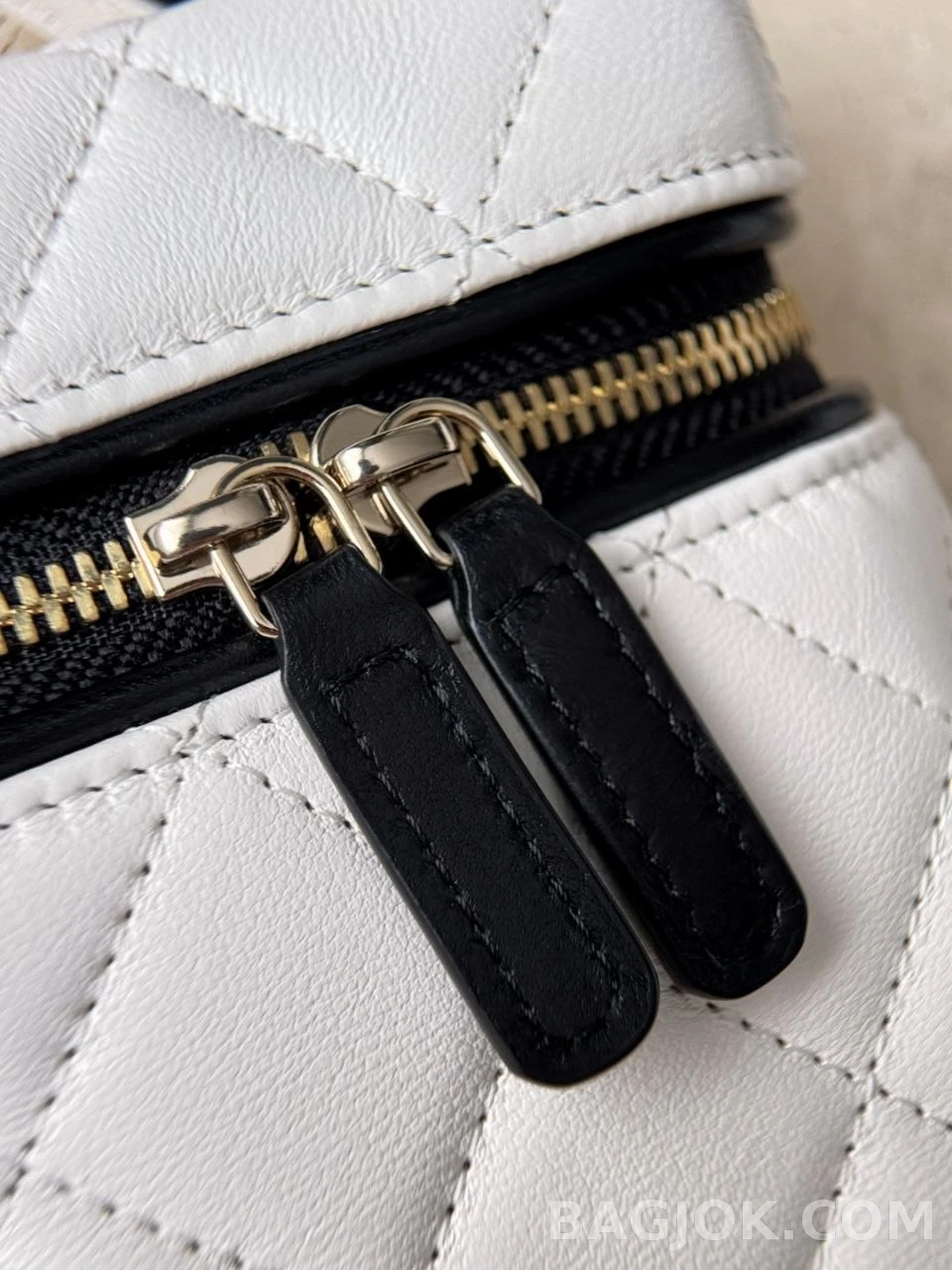 샤넬 Chanel 26s LP 클래식 체인 베니티 케이스 상세 이미지