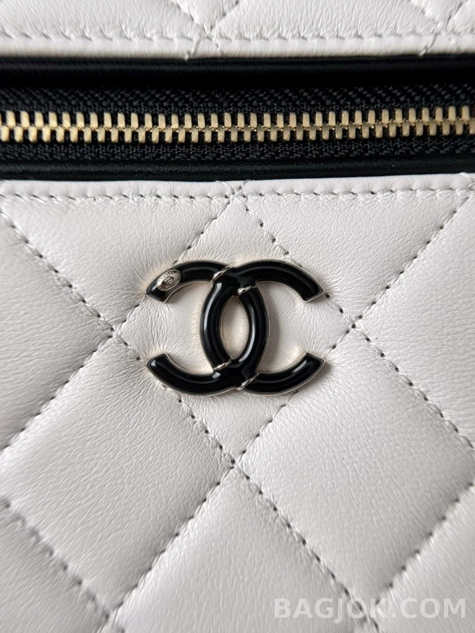 샤넬 Chanel 26s LP 클래식 체인 베니티 케이스 상세 이미지