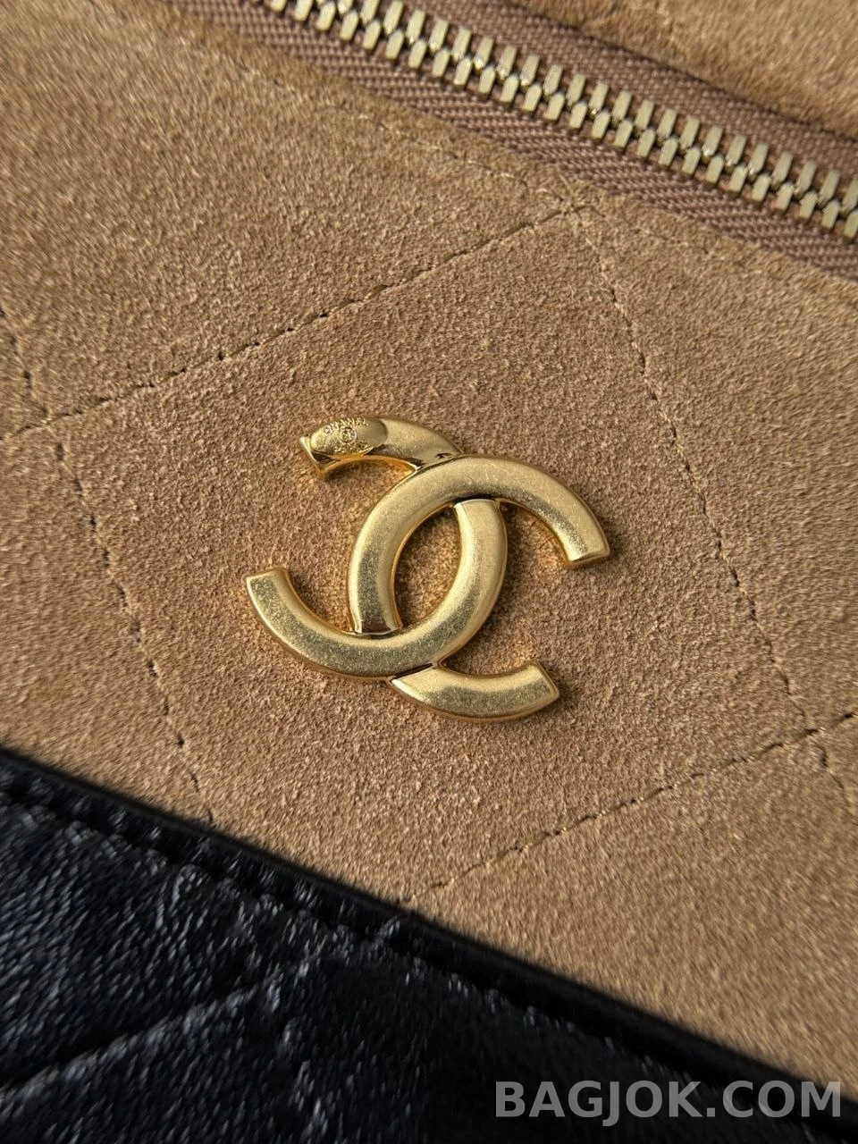 샤넬 Chanel 26s LP 스웨이드 체인 베니티 케이스 상세 이미지