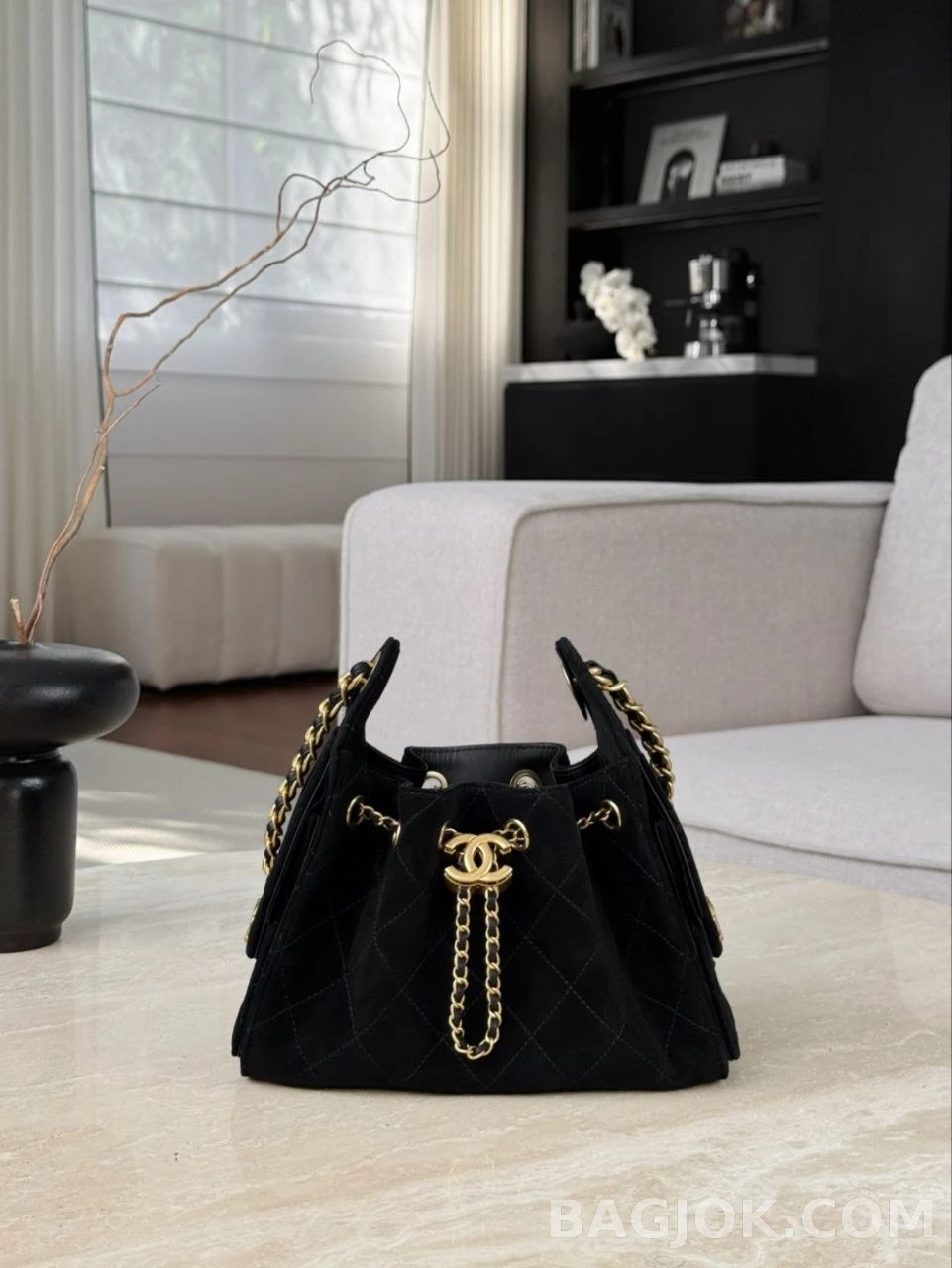 샤넬 Chanel 26C 호보백 미니 스웨이드 상세 이미지