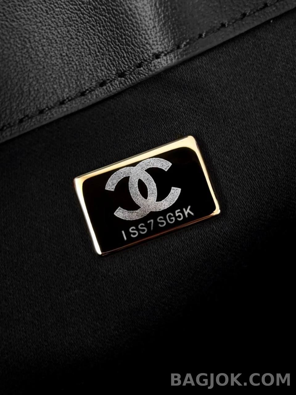 샤넬 Chanel 26C 호보백 미니 스웨이드 상세 이미지